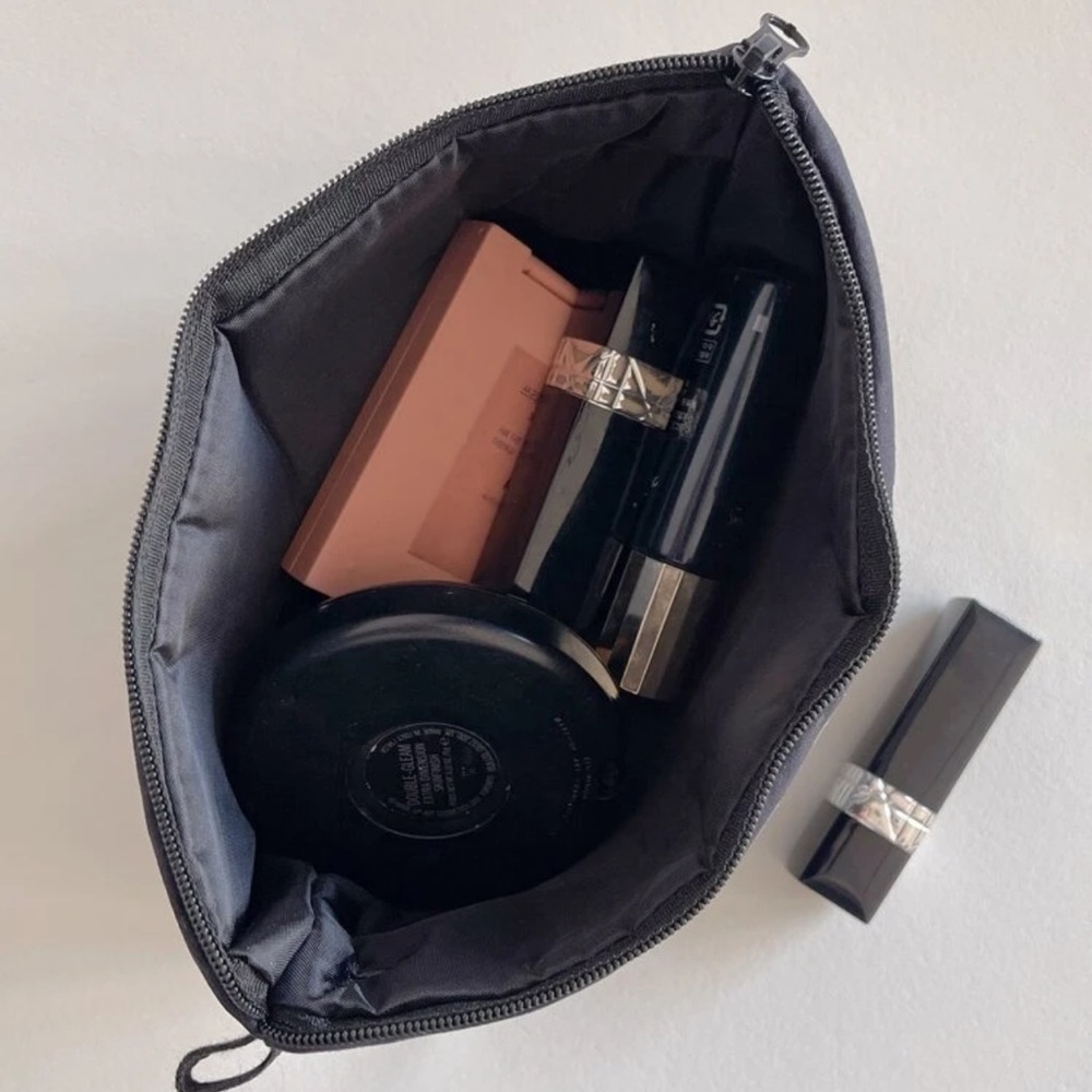♏️ Scorpio Makeup Bag ♏️ - Picture 3 of 4